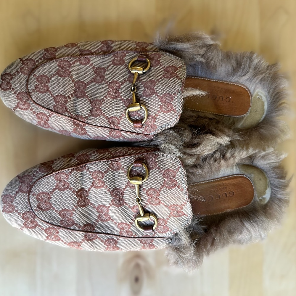 Gucci Women's Beige and Brown Fur Lined Mules